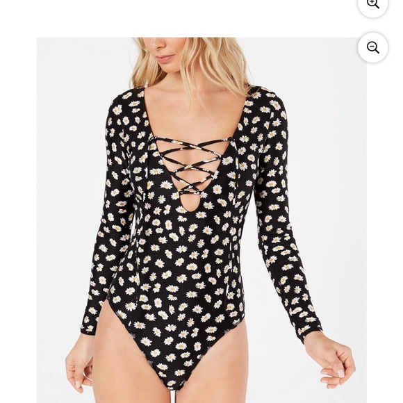 Volcom Women’s Ur A Daisy Long Sleeve One Piece Swimsuit | Size: Xtra Small - Picture 6 of 7